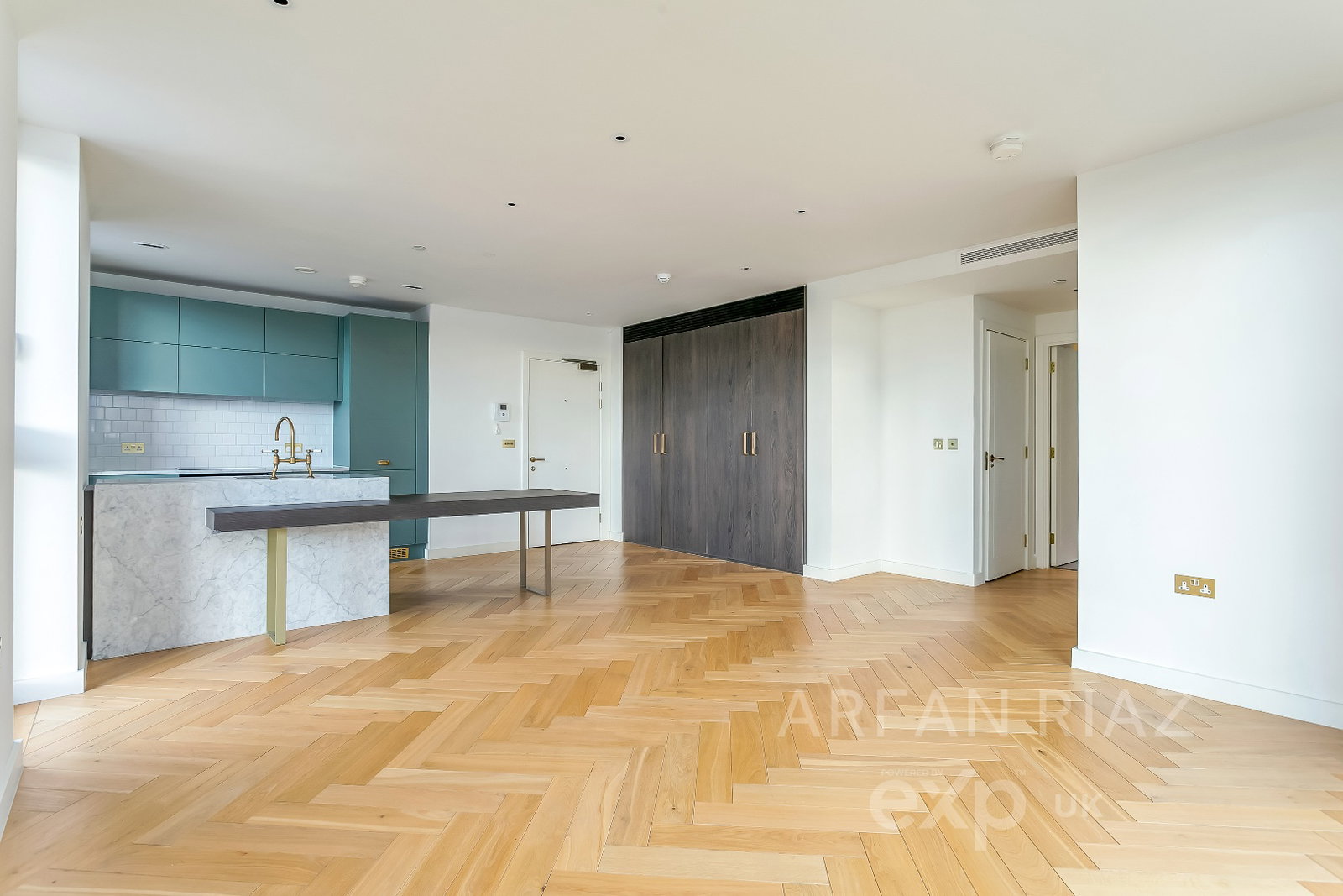 Flat in London