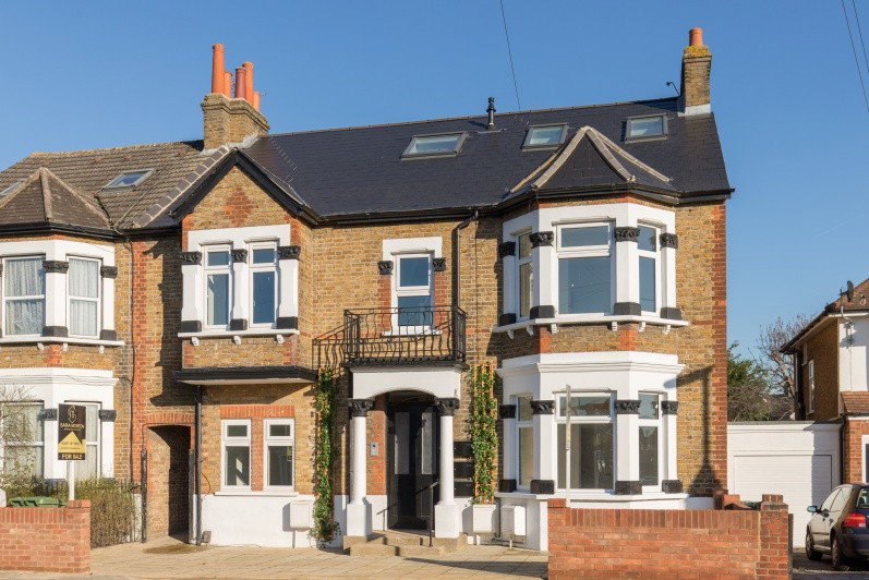 Flat in Ashford