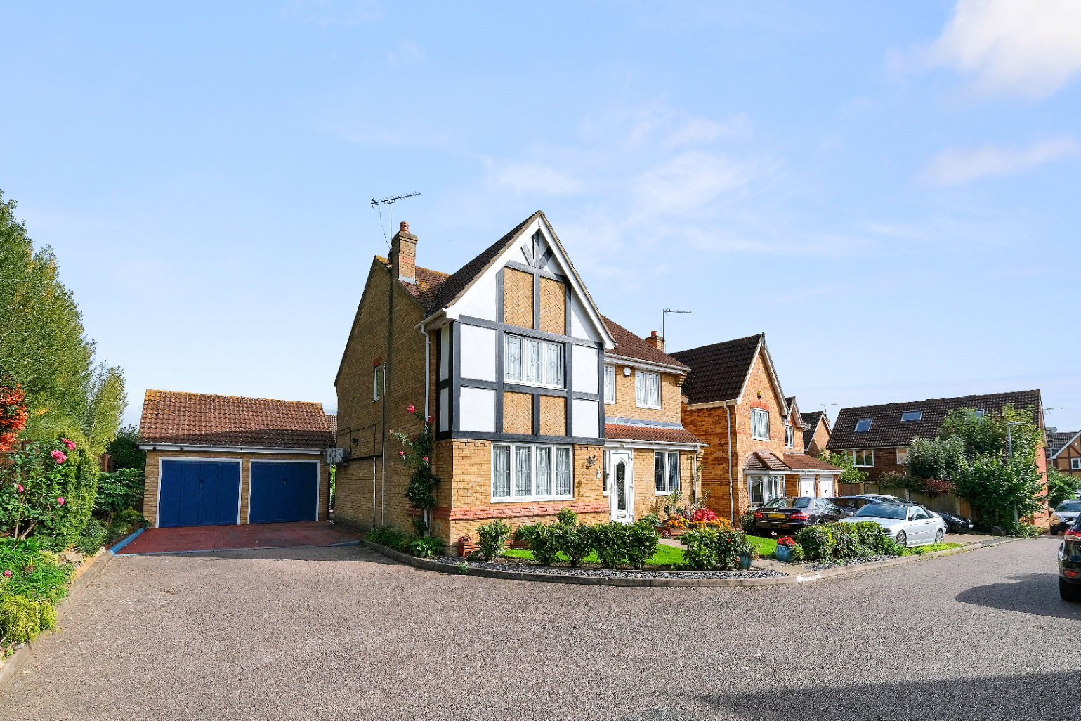 Detached House in Waltham Cross