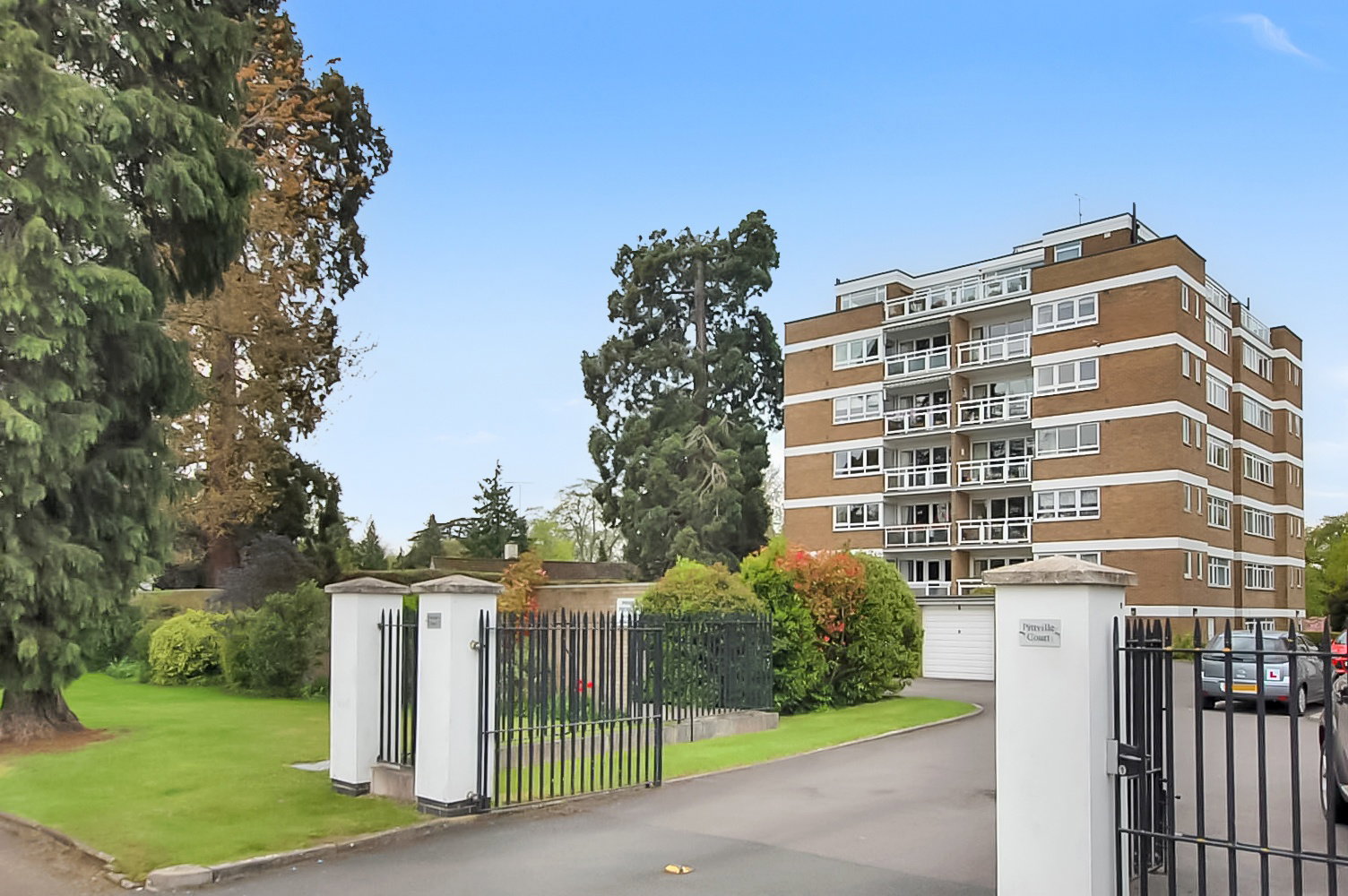 Apartment in Cheltenham