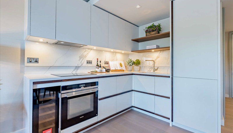 Flat for rent in London, Garrett Mansions, Edgware Road, Paddington, London, W2, 543 m²