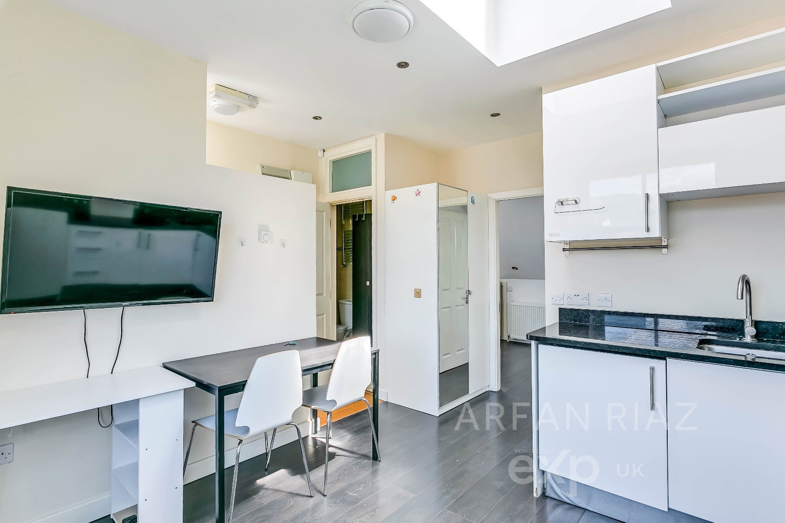 Flat in London