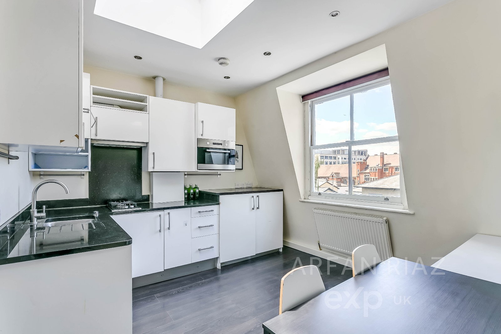 Flat in London