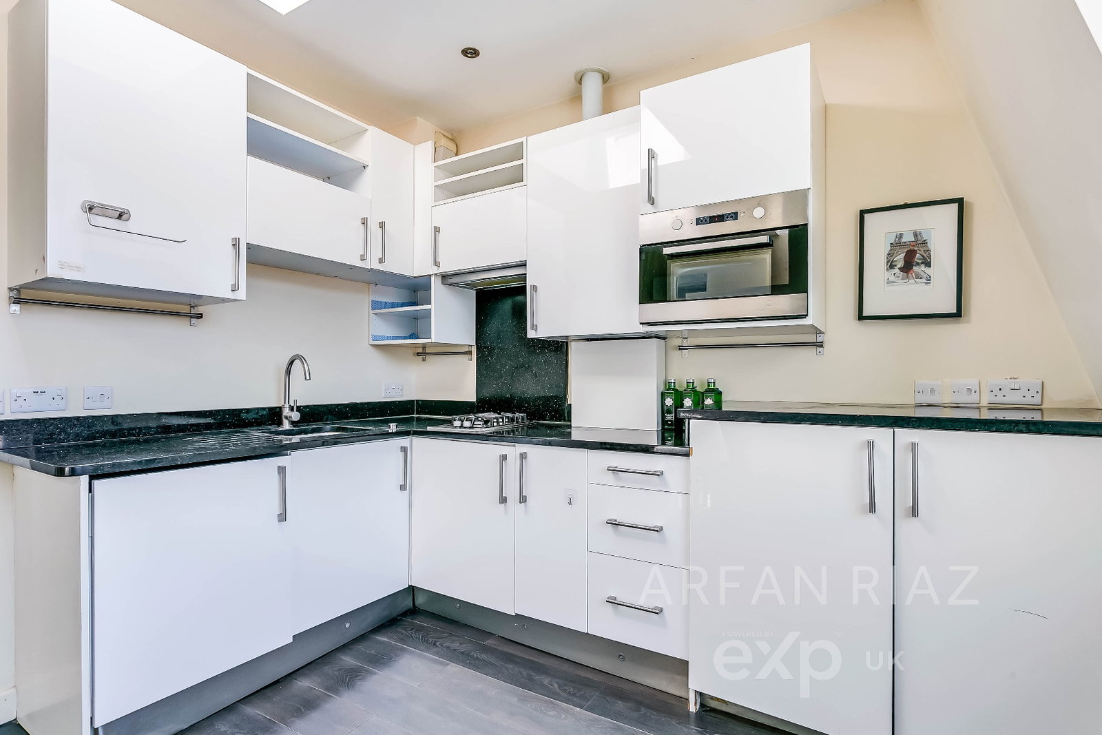 Flat in London
