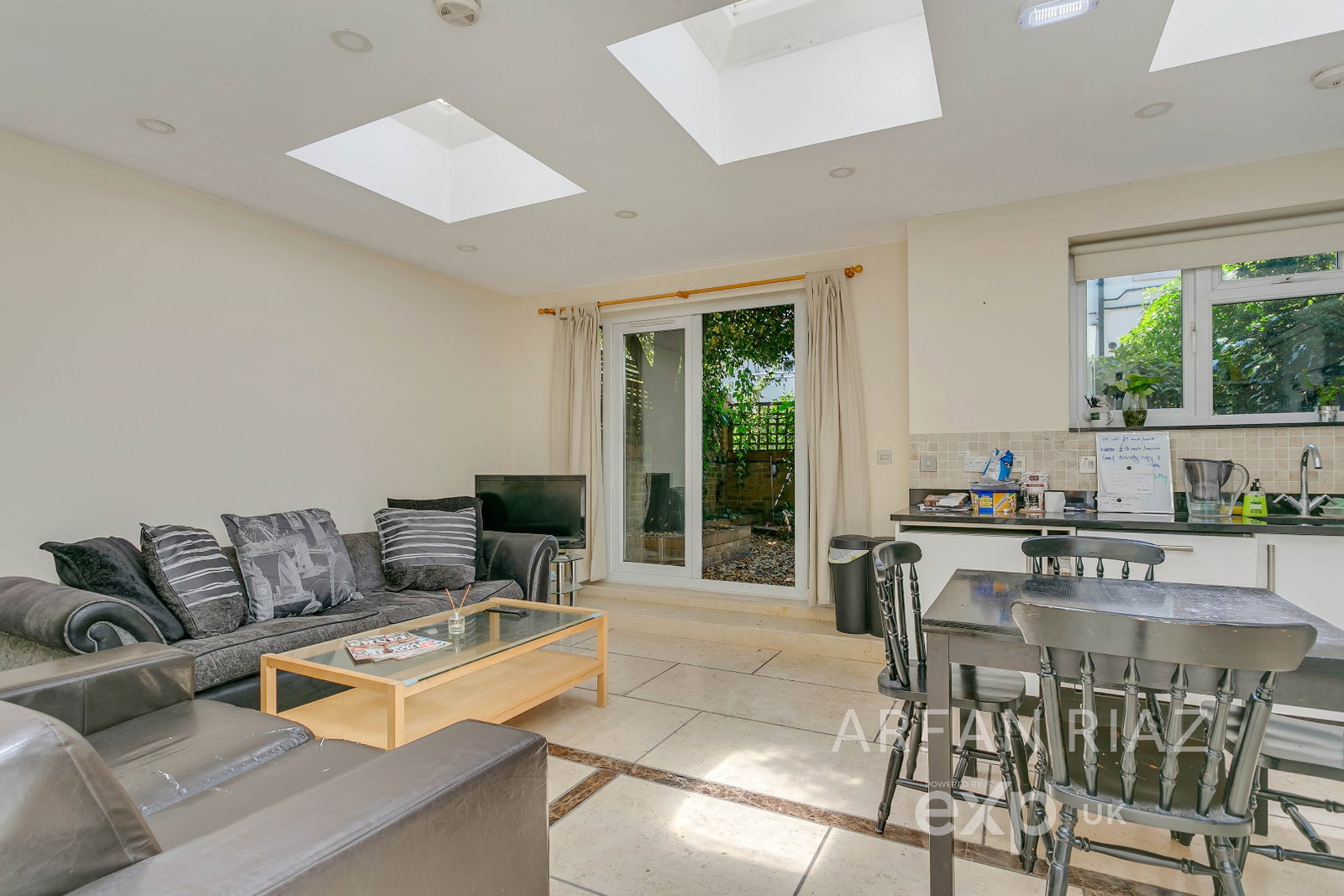 Flat in London