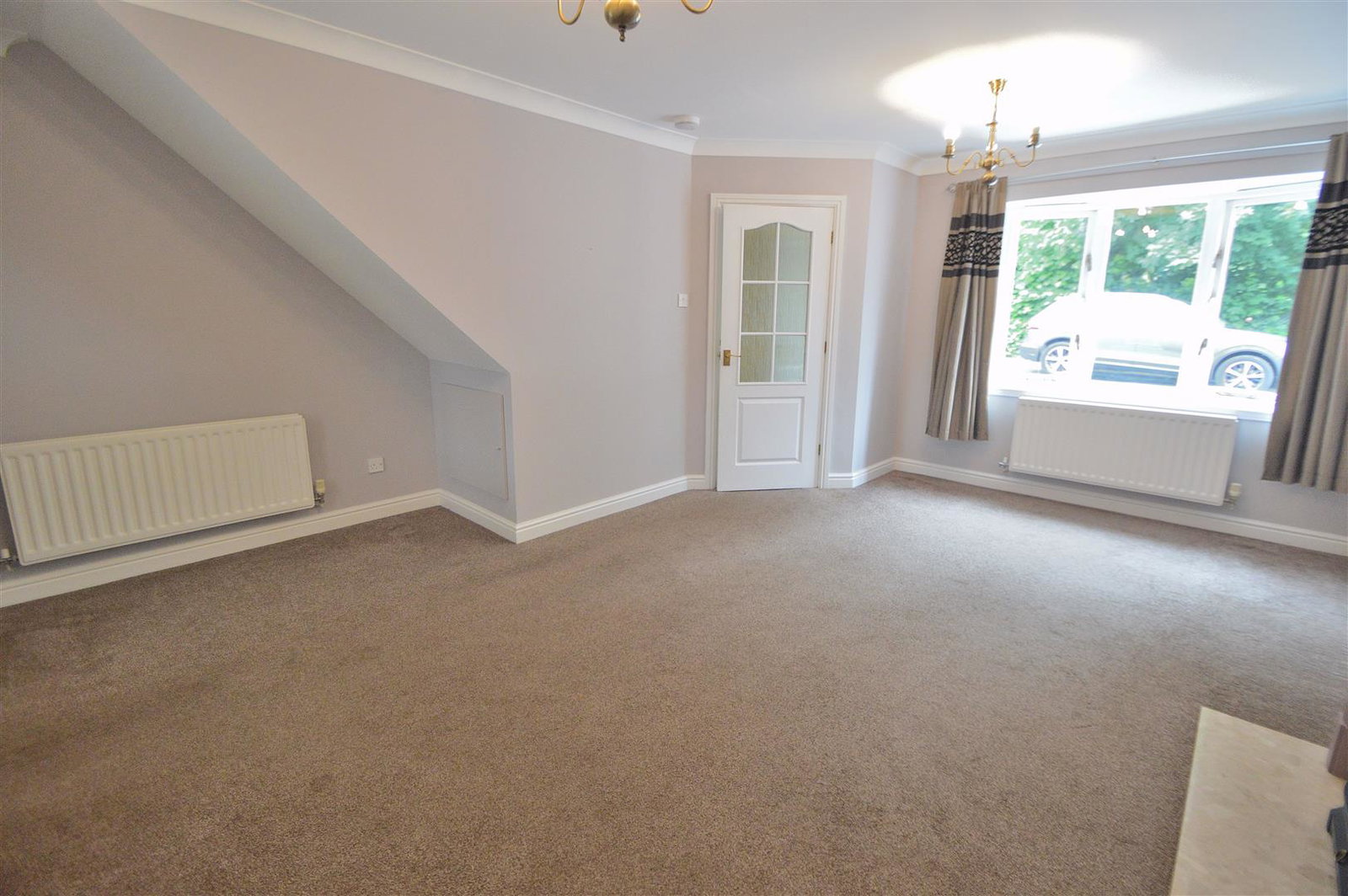 End Of Terrace House for rent in Stourbridge, Field Lane, Oldswinford, Stourbridge, DY8 2JQ