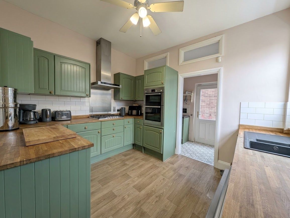 Detached House for sale in Bournemouth, Heron Court Road, Bournemouth, BH9 1DF