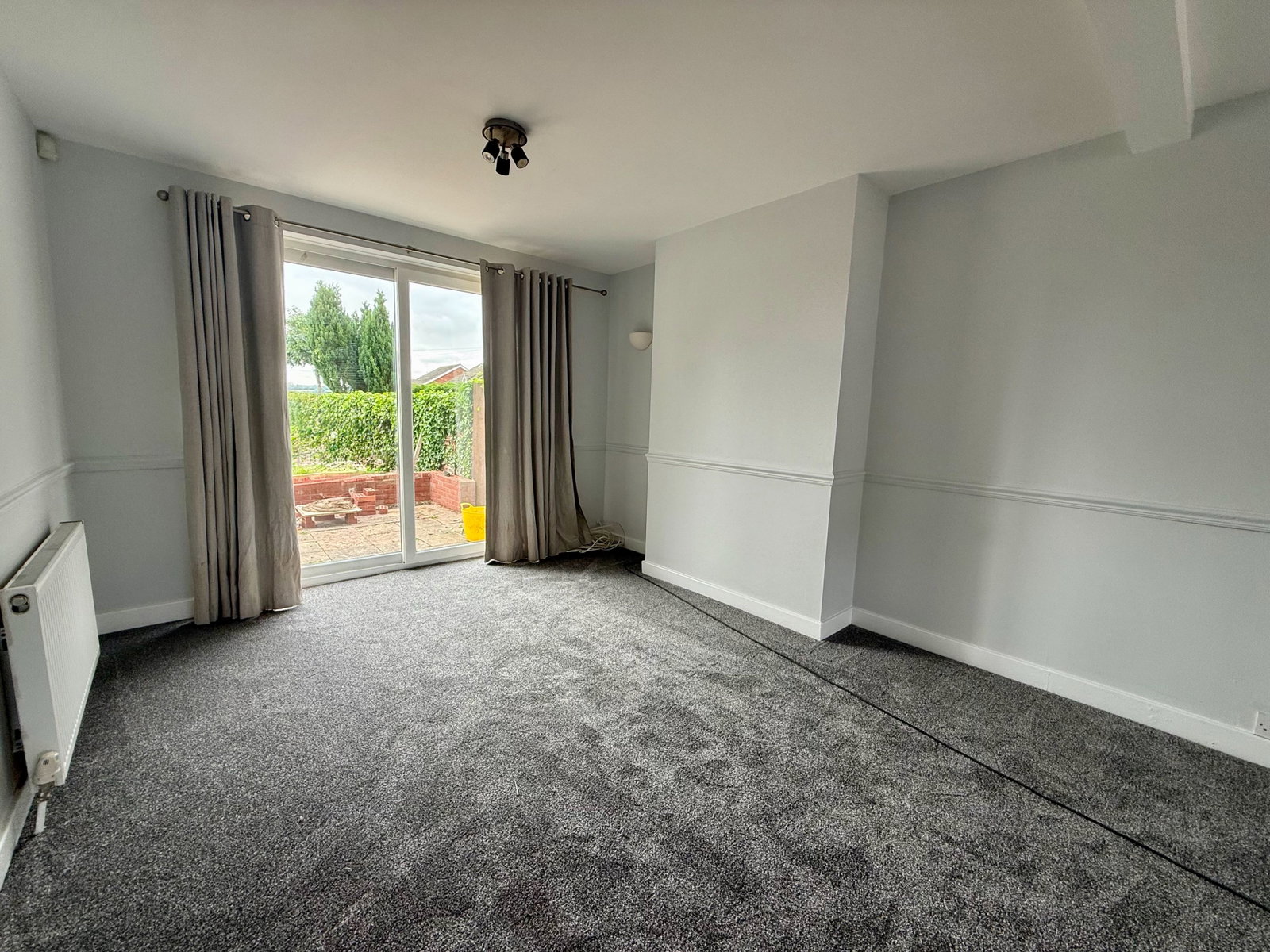 Semi Detached House in BRIERLEY HILL