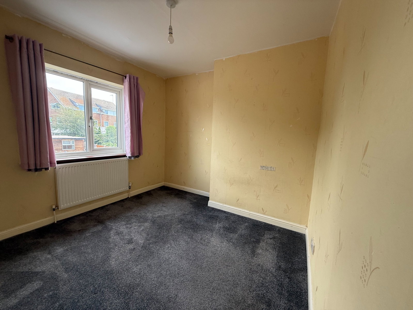 Semi Detached House in Halesowen
