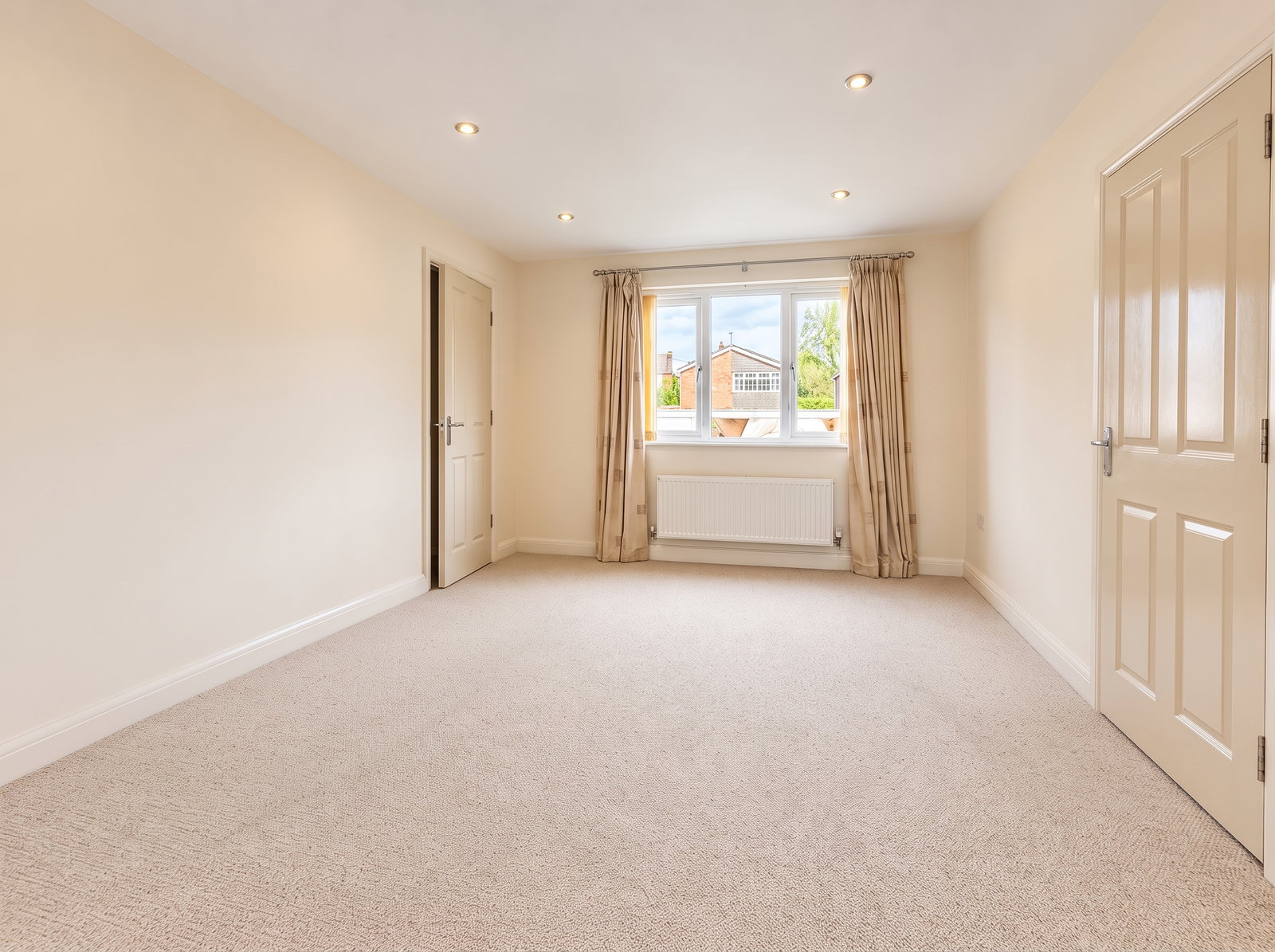 Apartment for rent in Stourbridge, Hagley Road, Oldswinford, Stourbridge, DY8 2JN