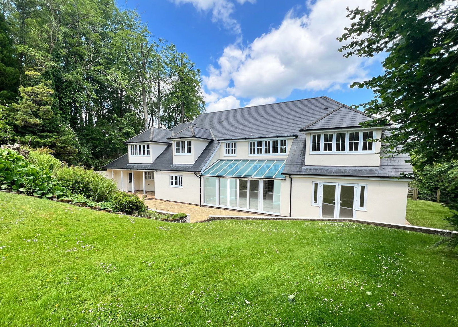 Detached House in Leatherhead