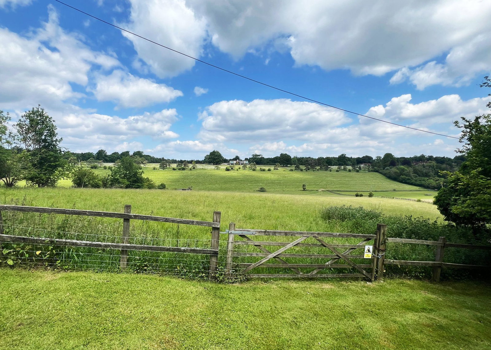 Detached House in Leatherhead