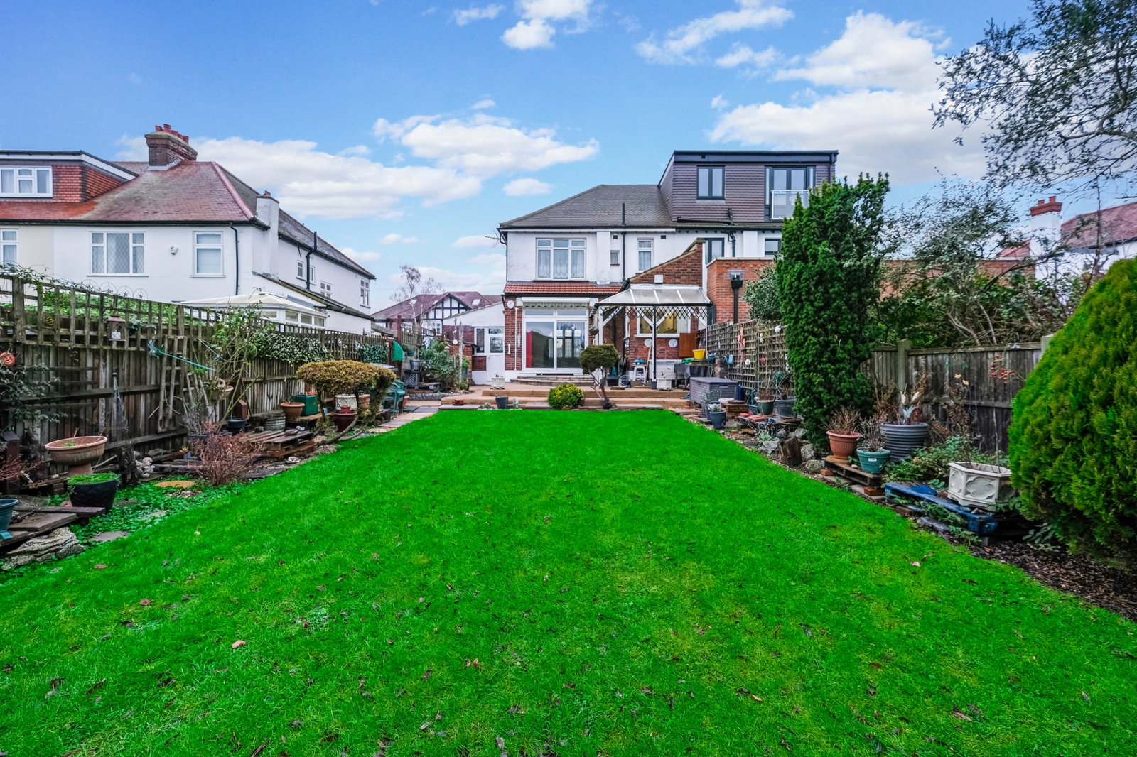 Semi Detached House in London