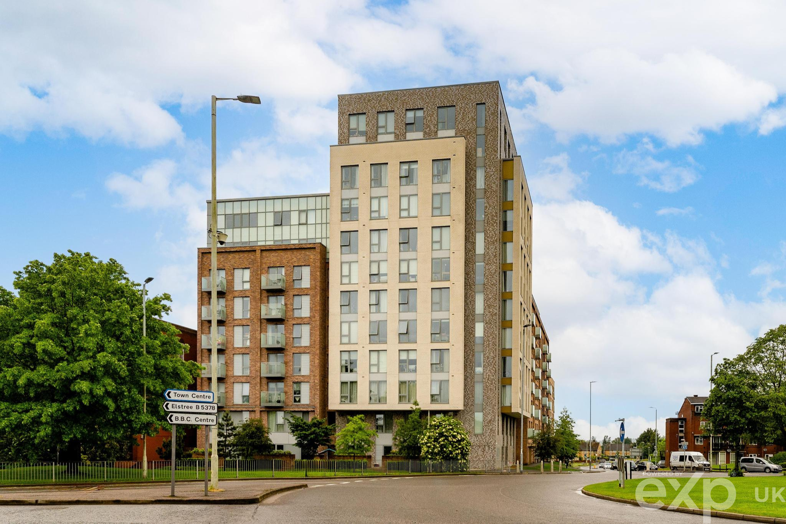 Flat in Borehamwood