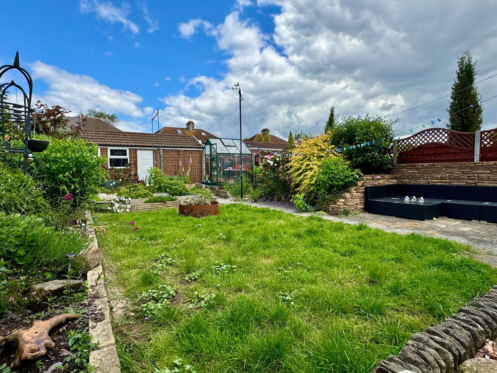 Semi Detached House in Welling