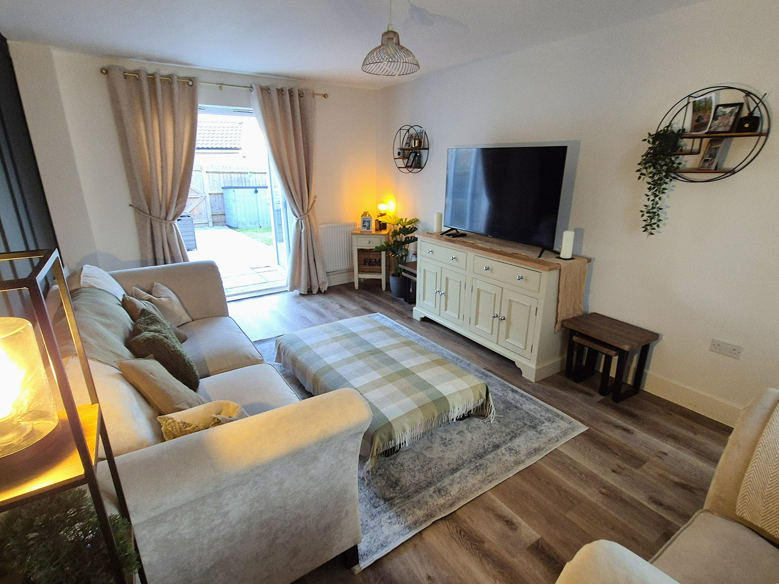 Semi Detached House for sale in Arlesey, Goodwin Drive, Arlesey, Bedfordshire
