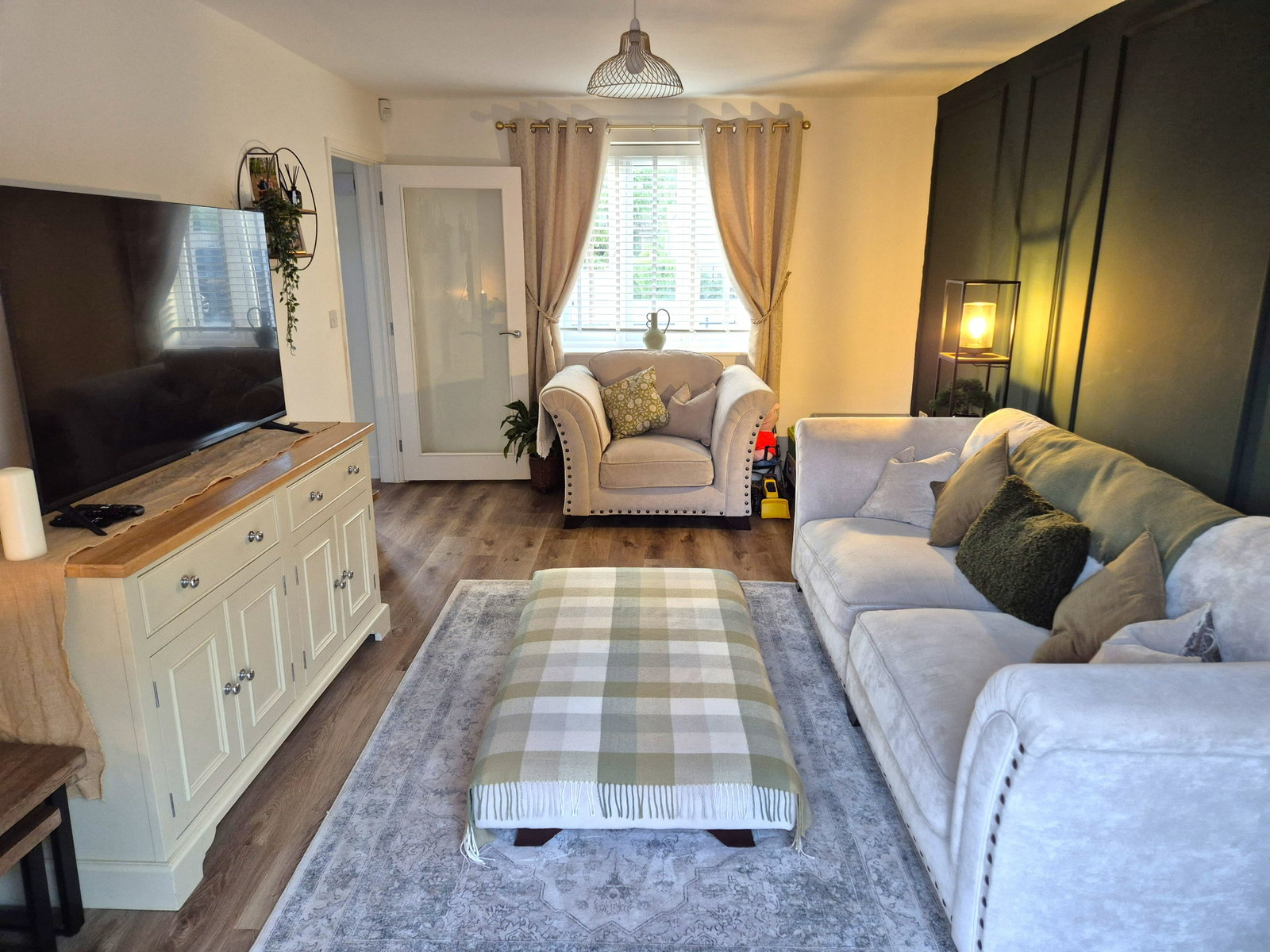 Semi Detached House for sale in Arlesey, Goodwin Drive, Arlesey, Bedfordshire