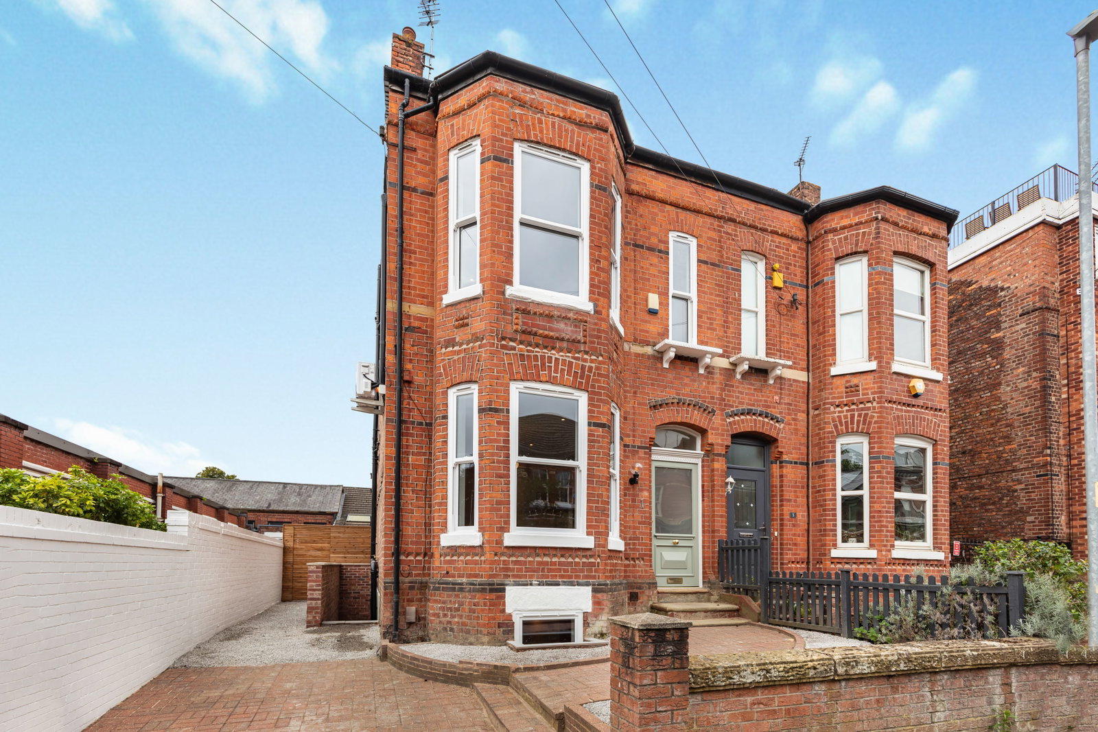 Semi Detached House in Manchester