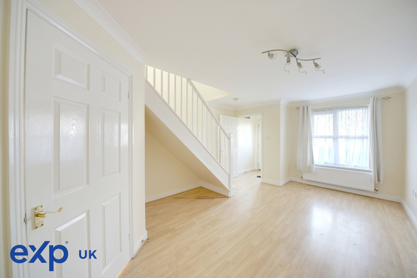 Semi Detached House in Barking