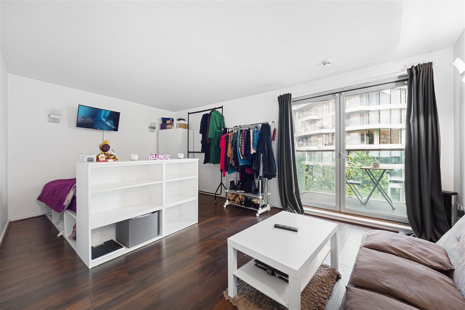 Studio for rent in London, Biscayne Avenue, London, E14 9QT, 380 m²