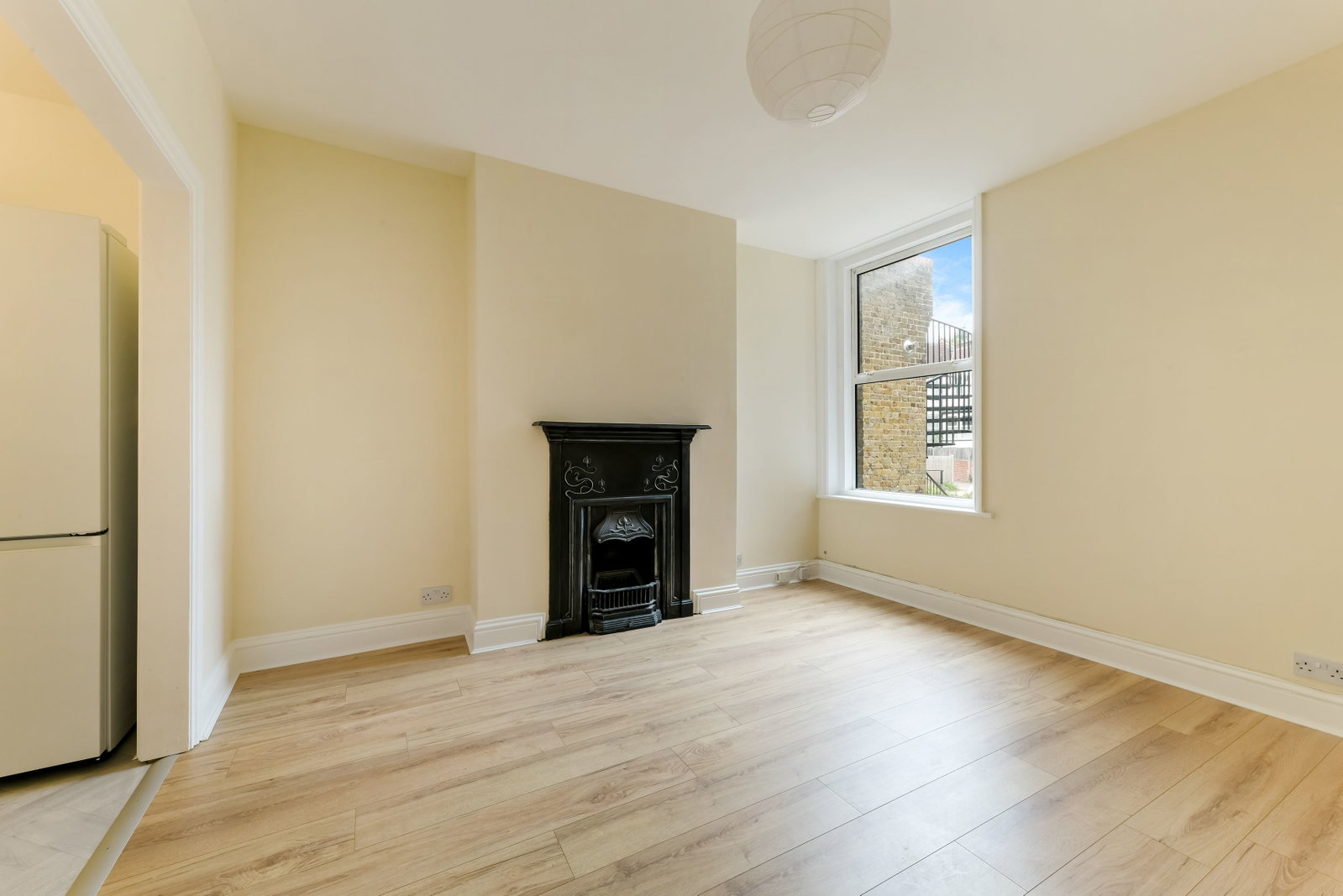 Flat in South Croydon