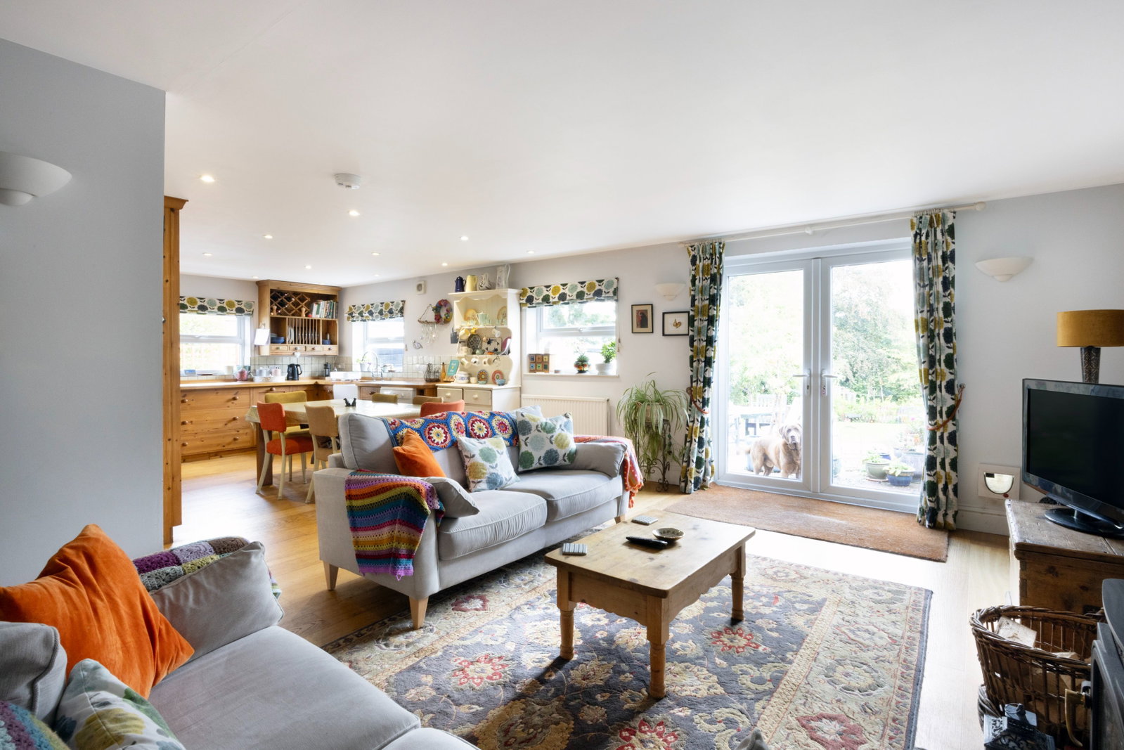 Detached House for sale in Cheltenham, London Road, Charlton Kings, Cheltenham, GL52 6YX