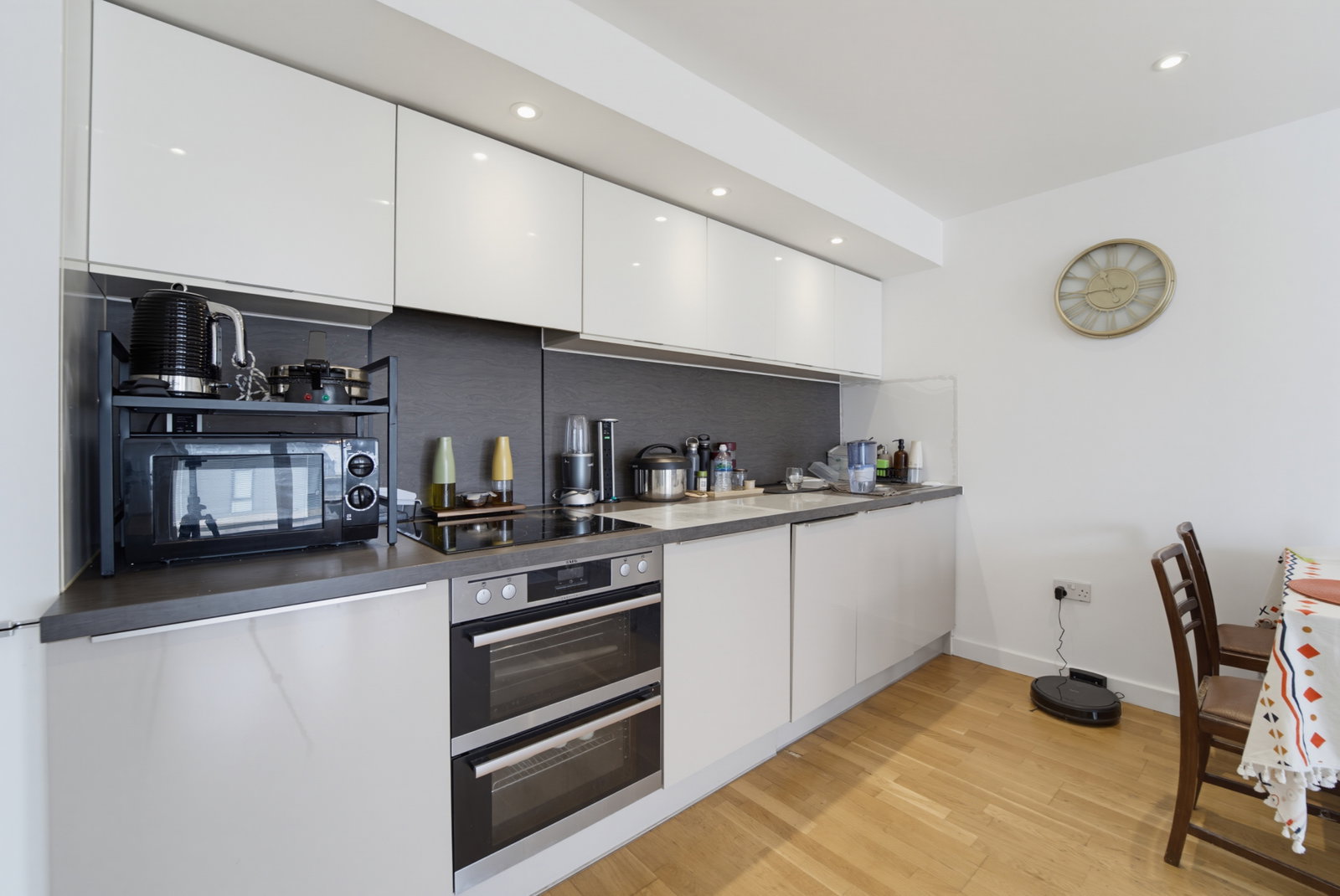 Apartment in Brentford