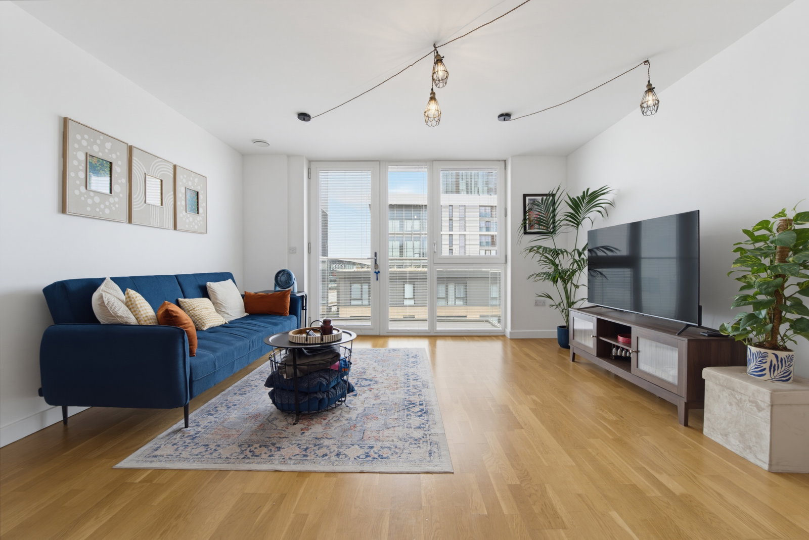 Apartment in Brentford