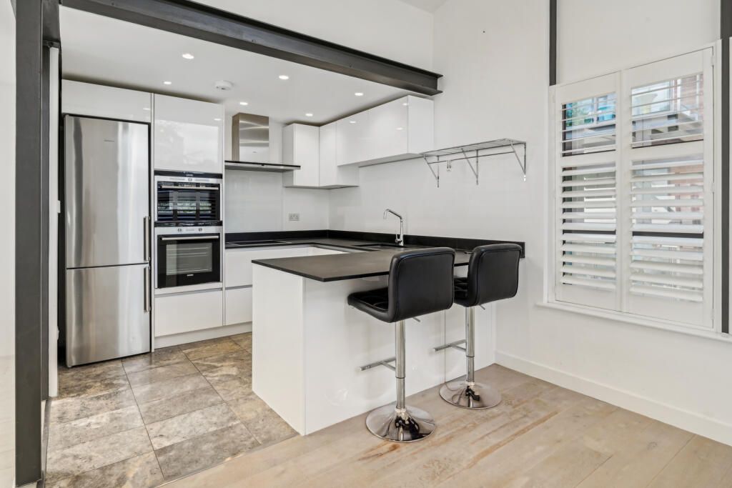 Detached House in London