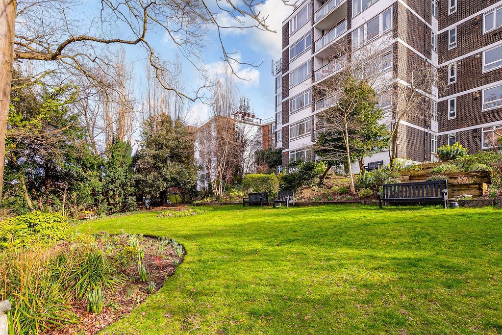 Flat in London