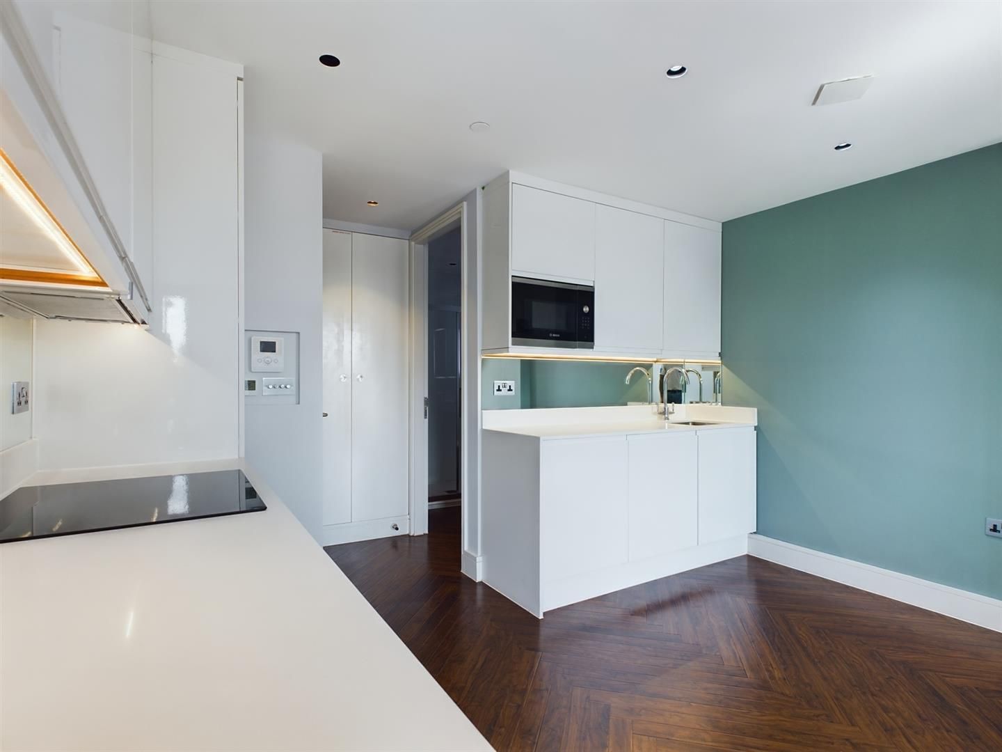Apartment for rent in London, Penrose Street Studios, London, SE17 3DW