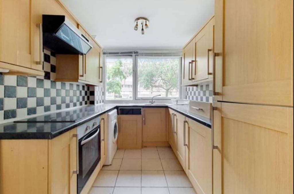 Flat in Brentford
