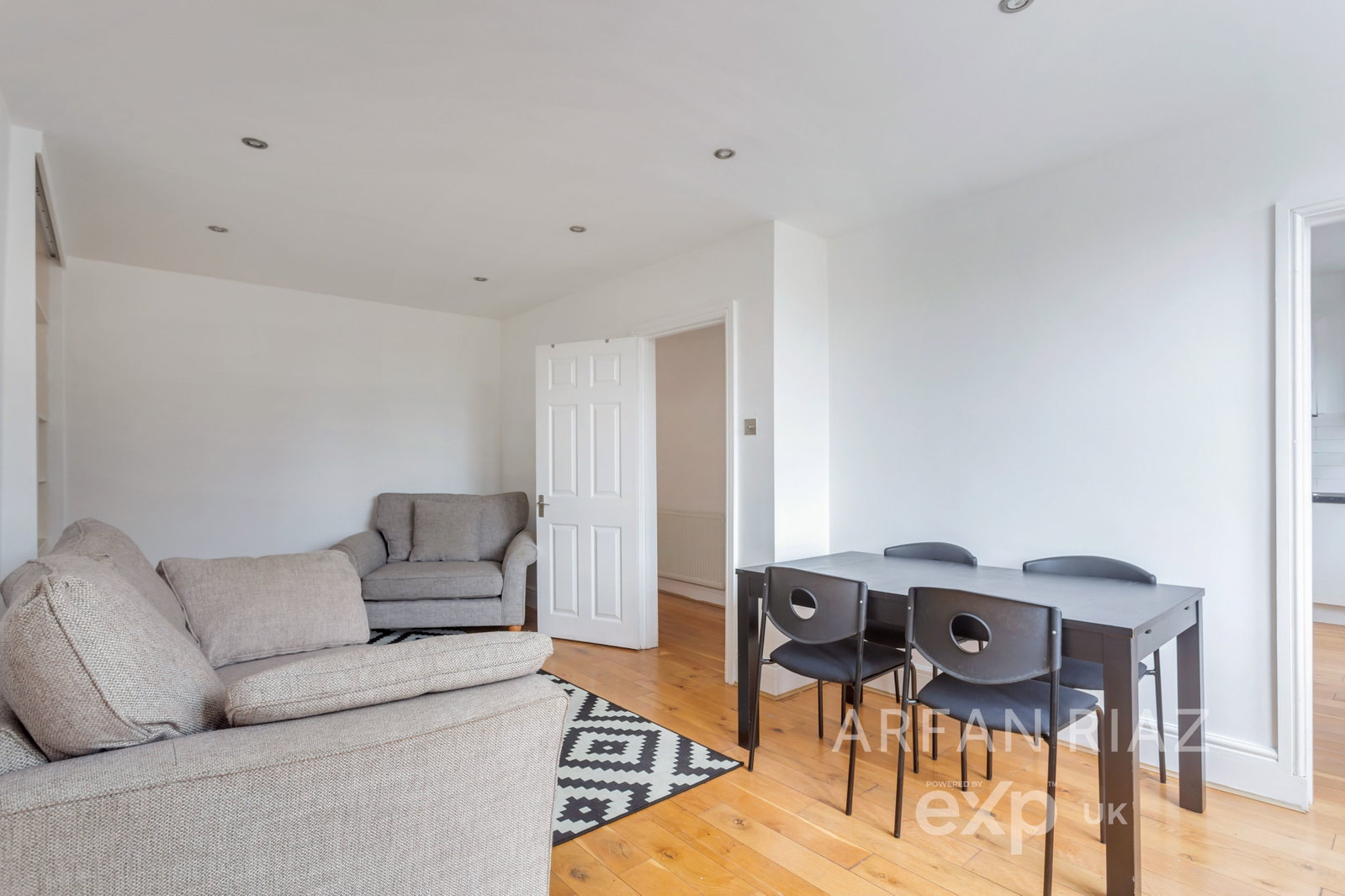 Flat in London