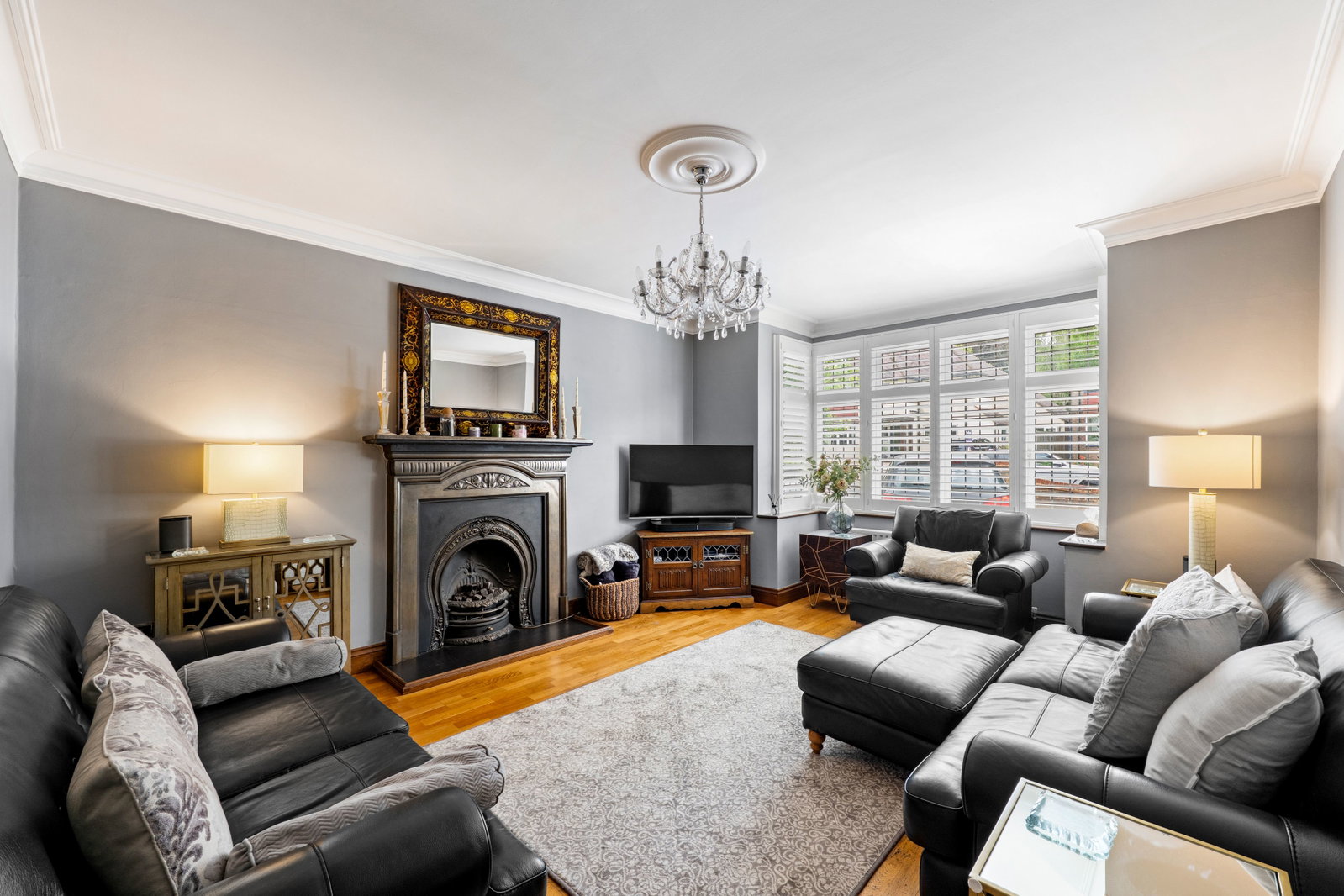 Detached House in South Croydon