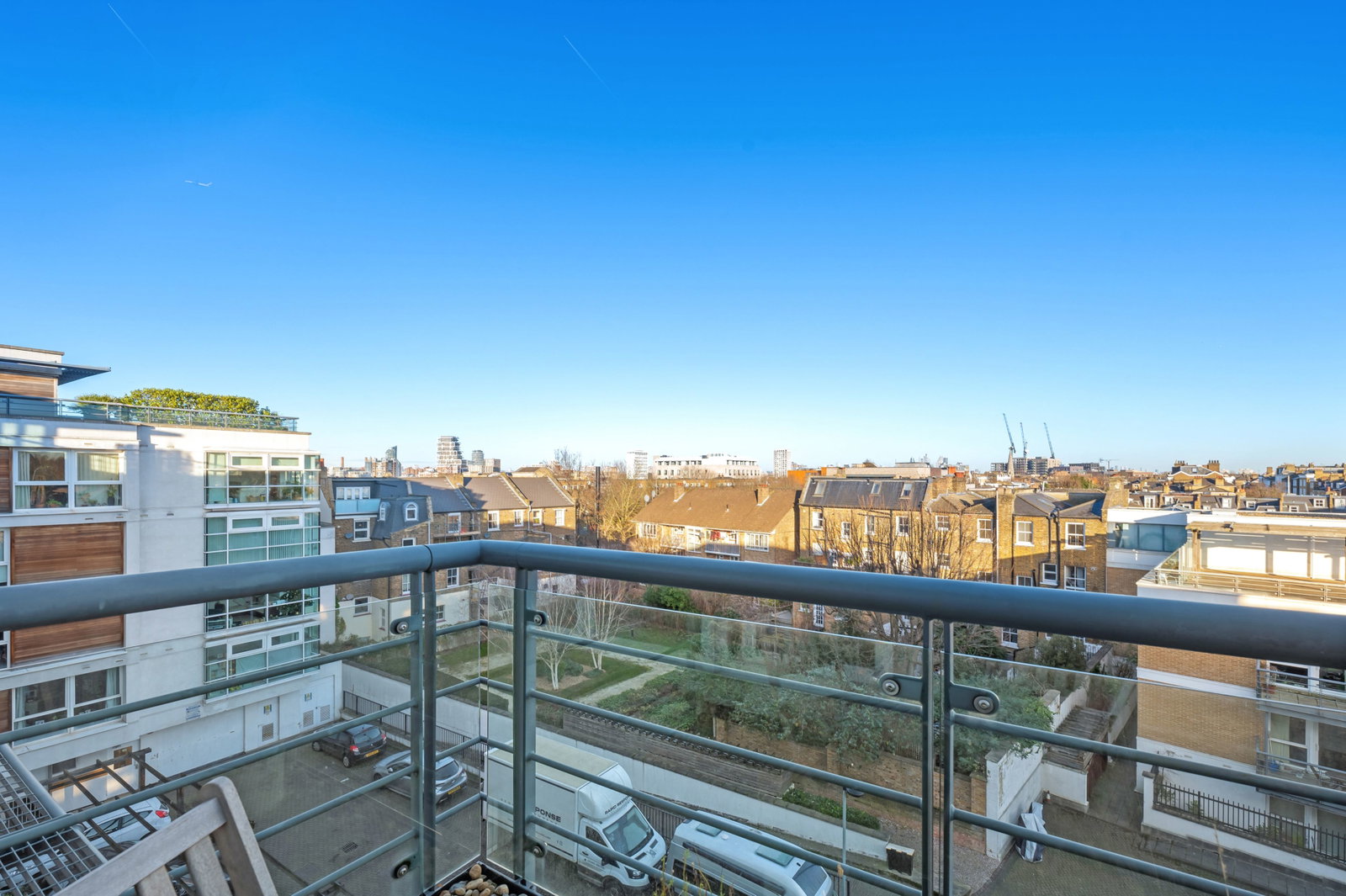 Flat in London 3
