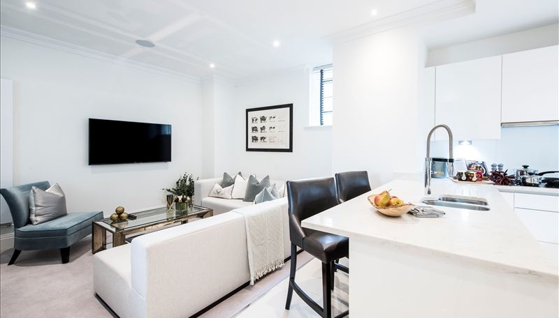 Flat for rent in London, Palace Wharf Rainville Road, Fulham, London, W6, 901 m²