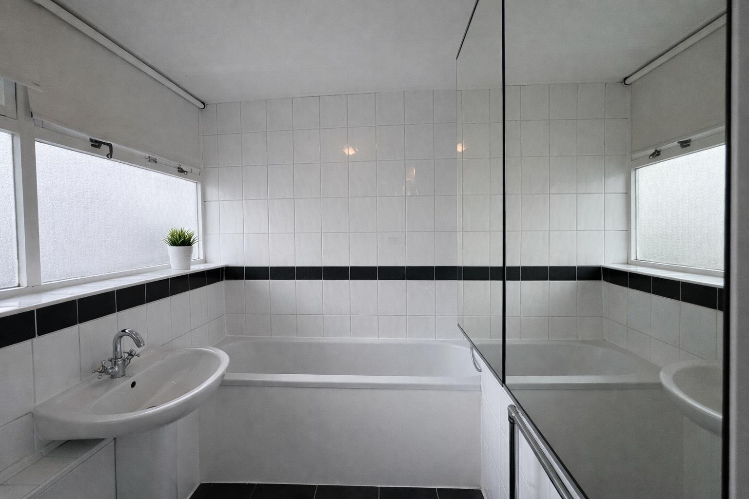 Apartment for rent in London, Churchill Gardens, London, SW1V