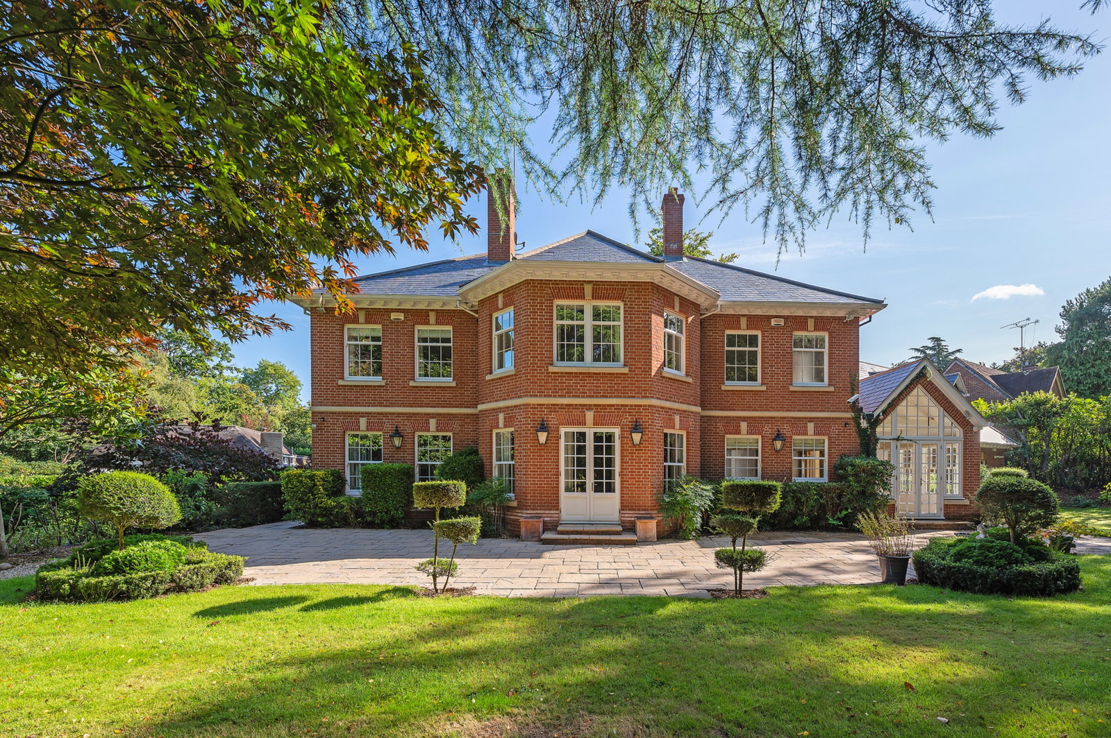 Detached House in Esher