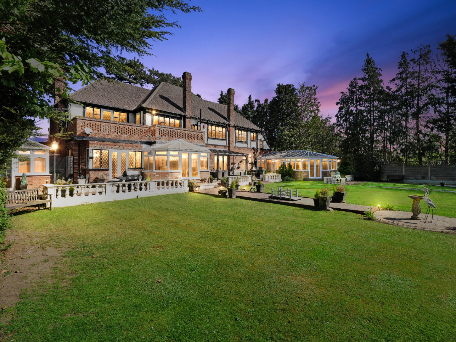 Detached House in Bromley