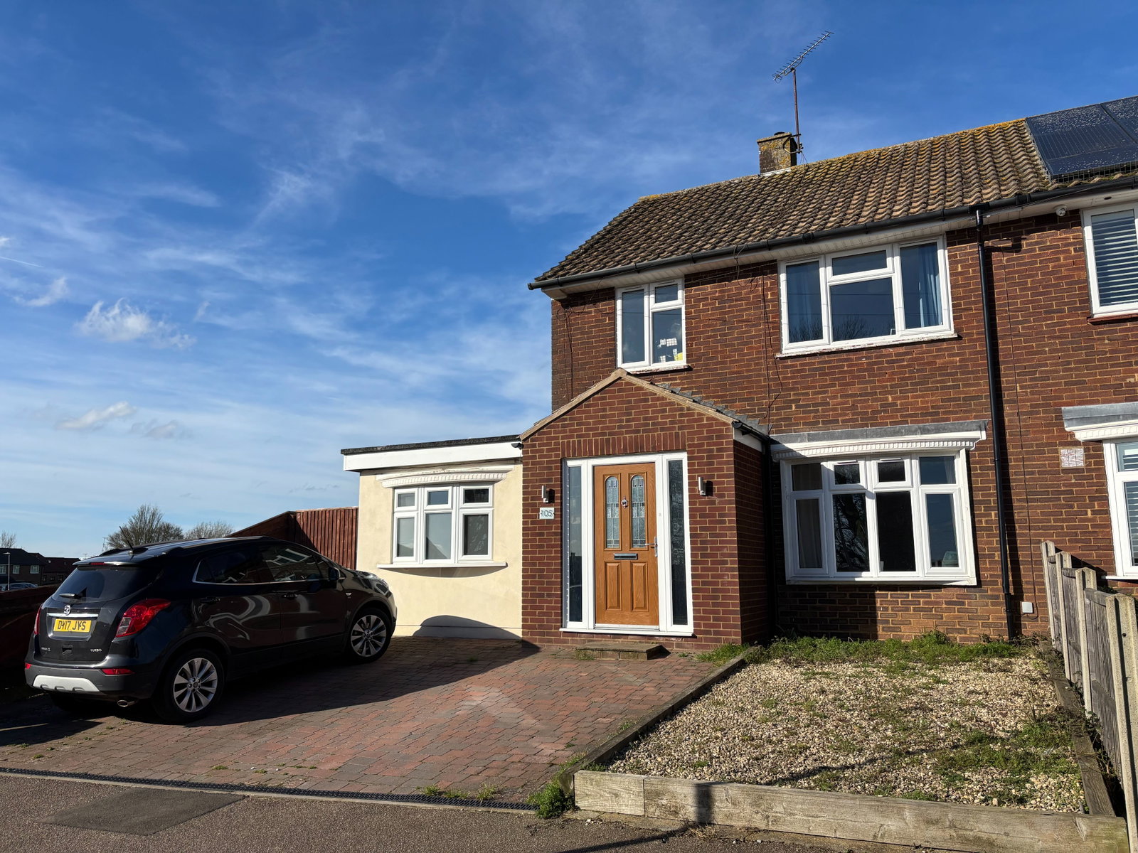 Semi Detached House for sale in Hemel Hempstead, Great Elms Road, Hemel Hempstead, HP3 9UQ