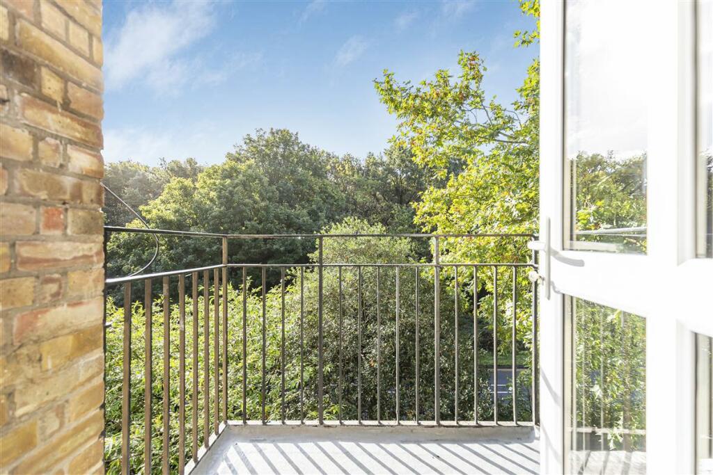 Flat in London