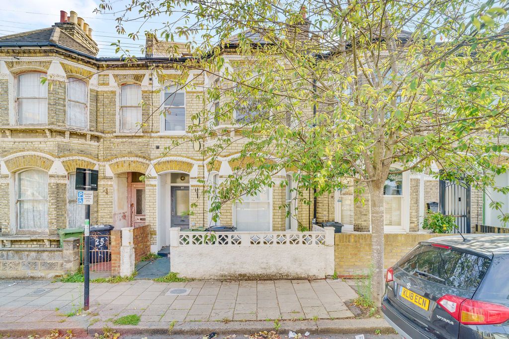 Flat in London