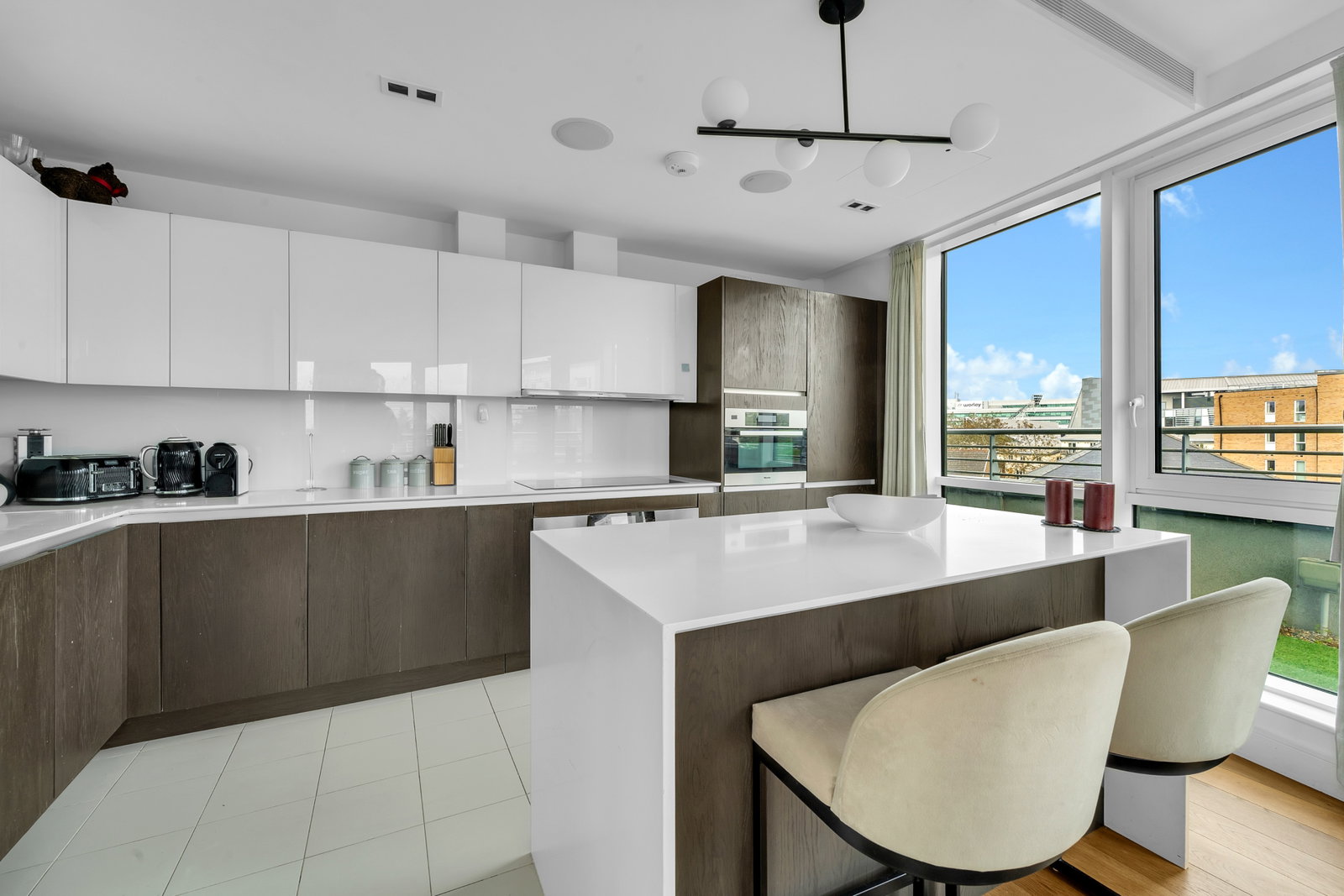 Penthouse in Brentford