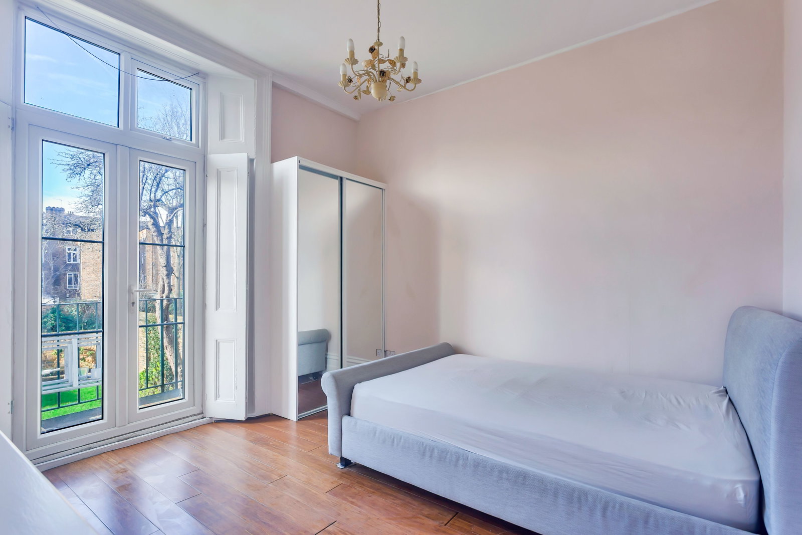 Flat in London