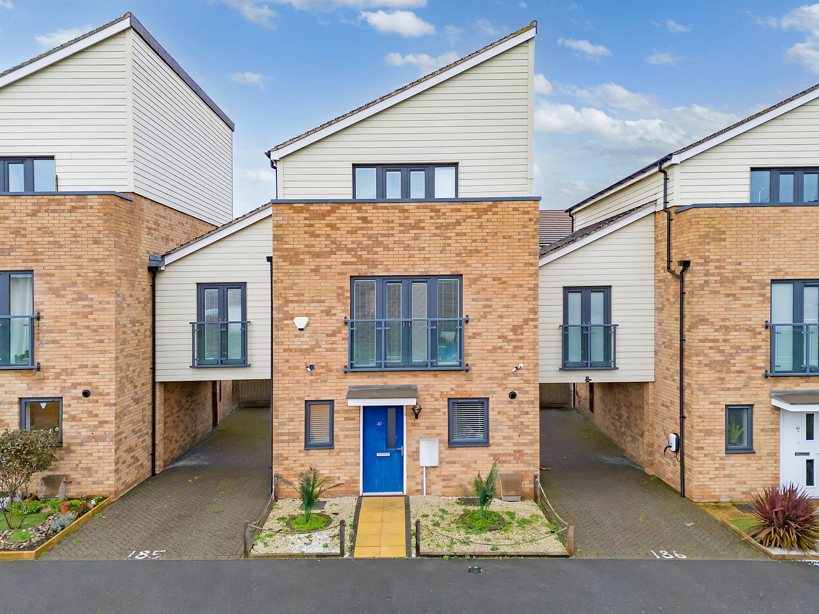 Link Detached House in South Ockendon