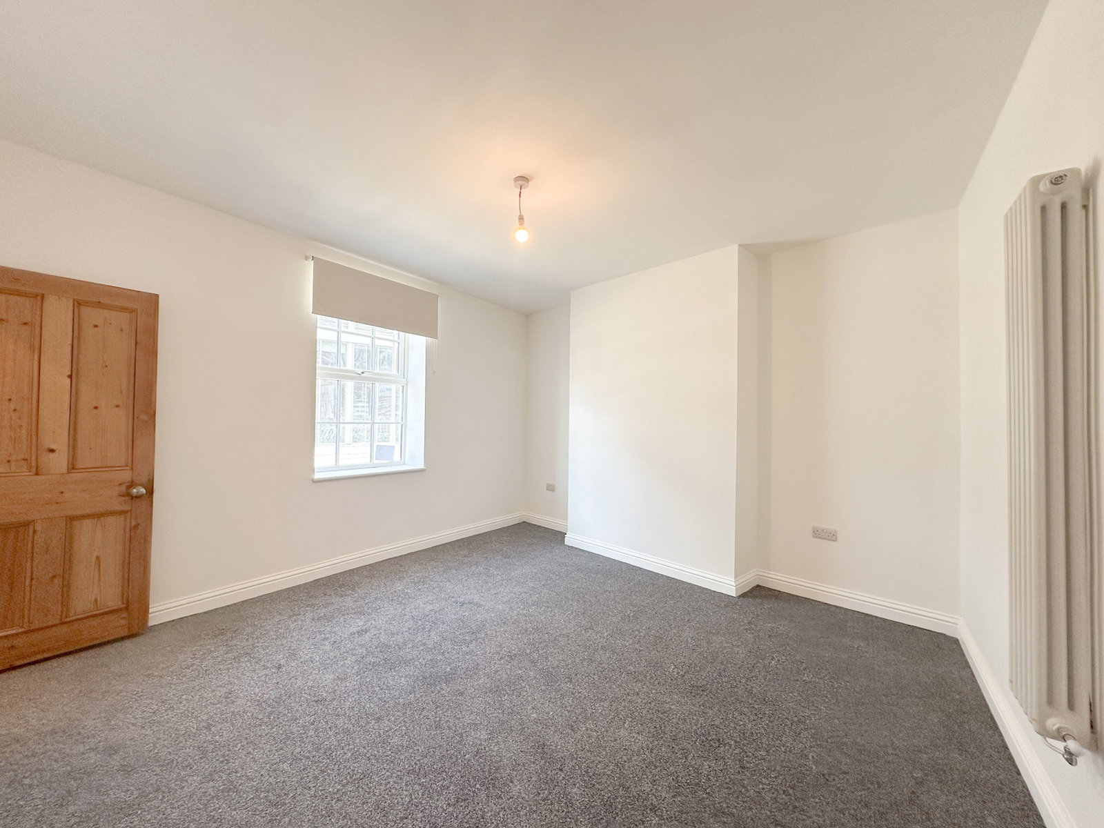 Semi Detached House in Stoke-on-trent