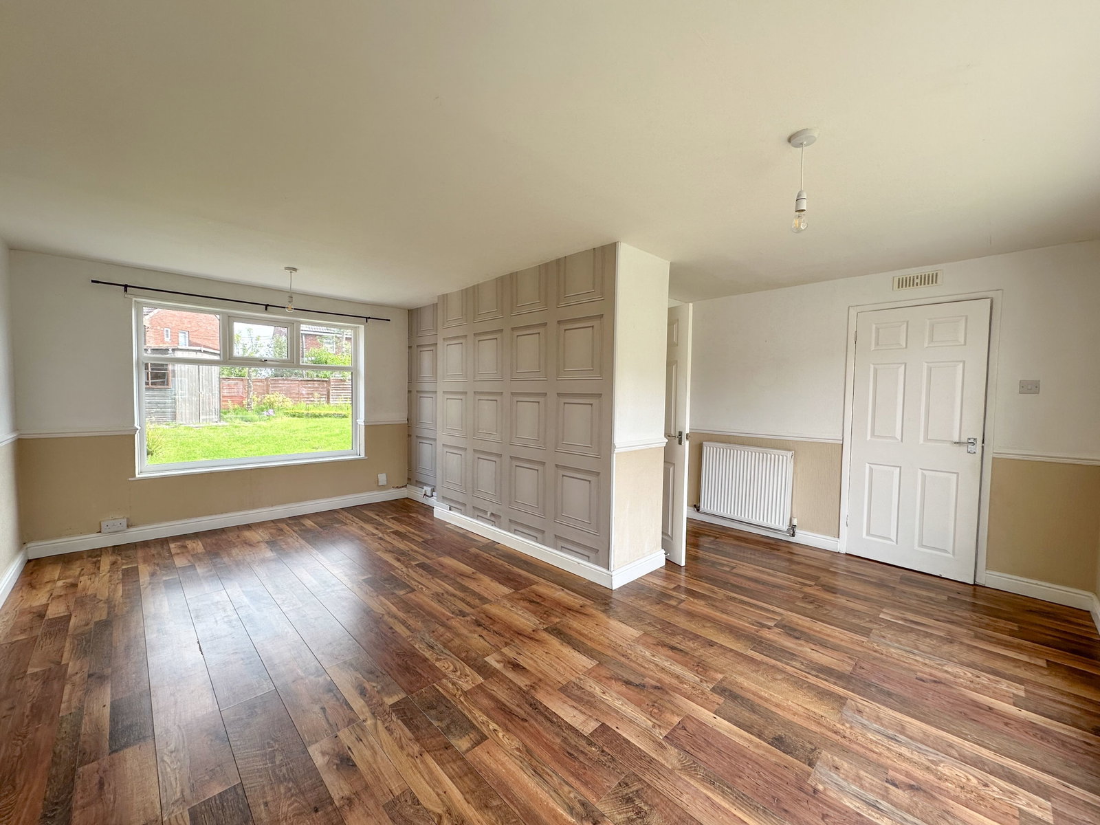 Semi Detached House in Stoke-on-trent