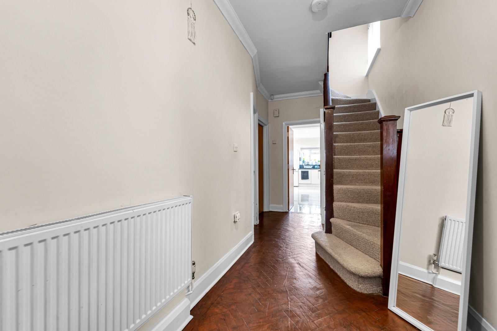Semi Detached House in Isleworth