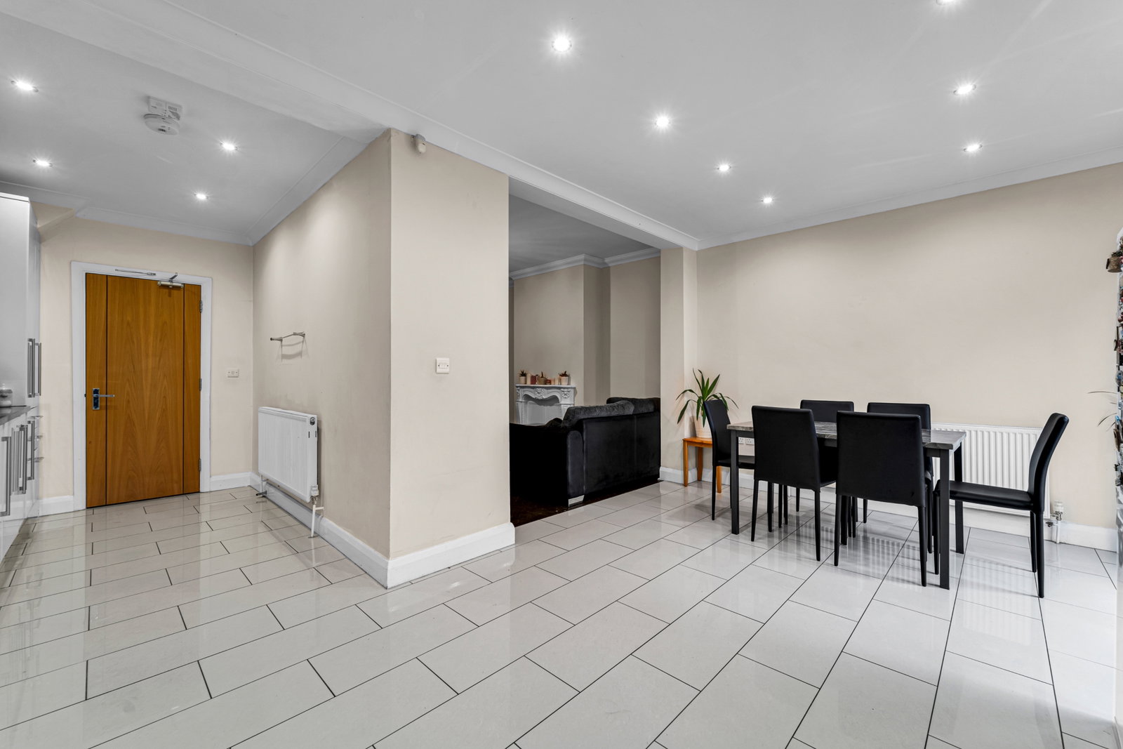 Semi Detached House in Isleworth