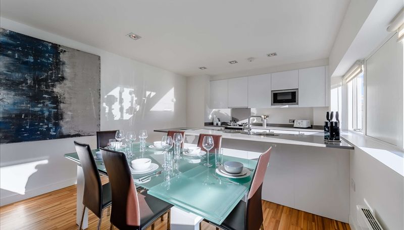 Flat for rent in London, Fulham Road, Chelsea, London, SW3, 887 m²